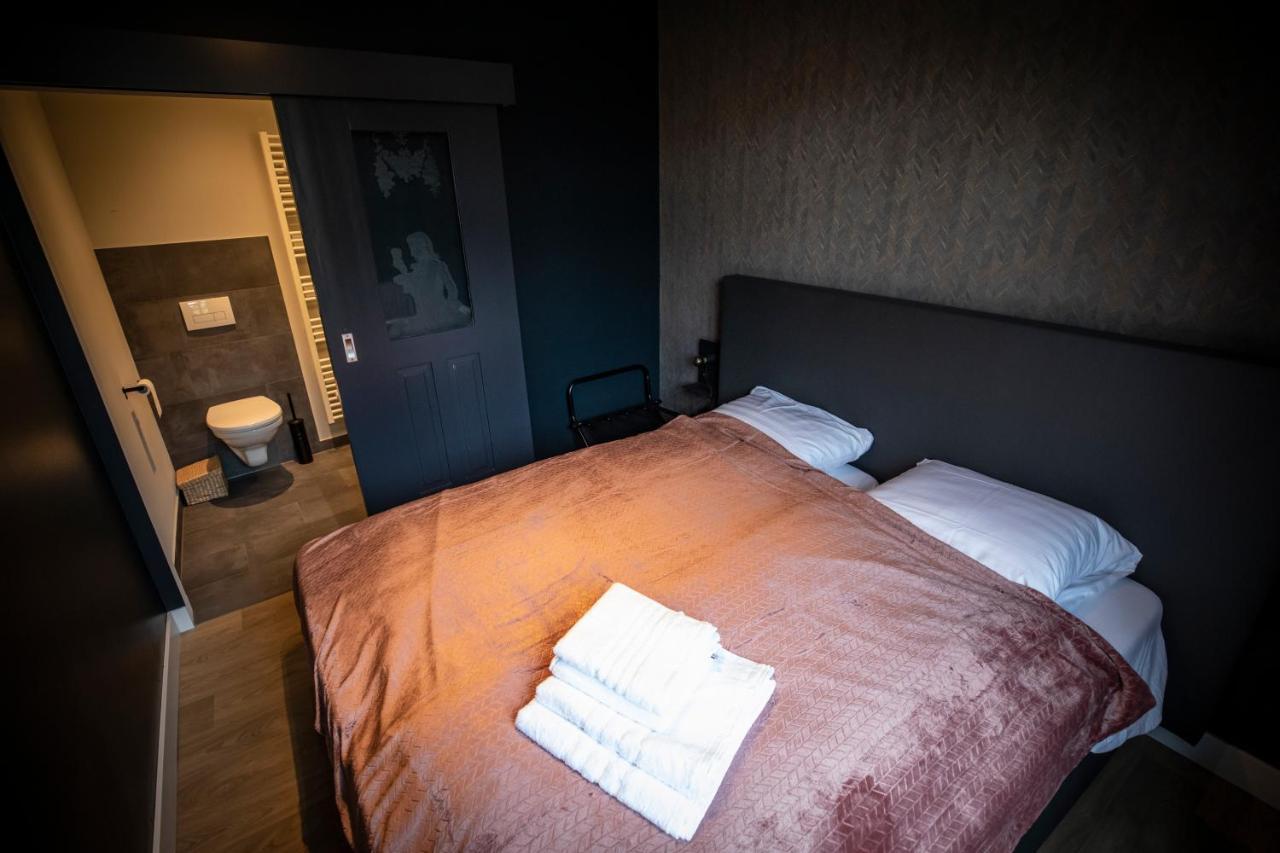 Op10 Logeren Villa โอลเดนซาล ภายนอก รูปภาพ